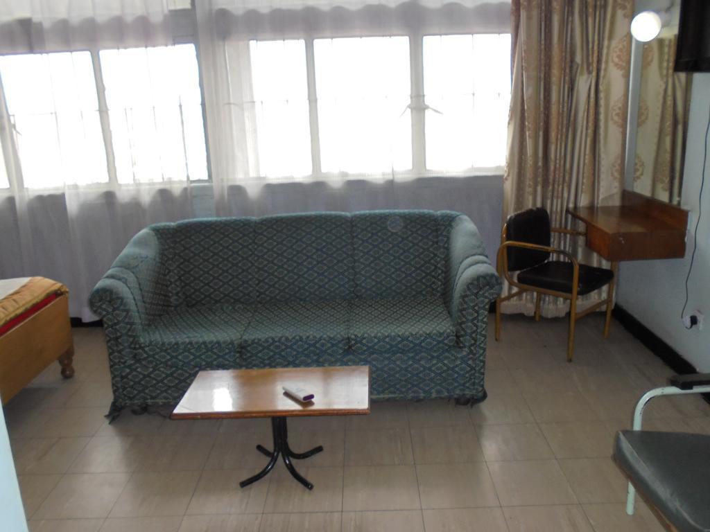 Karibu Hotel Nairobi Exteriör bild