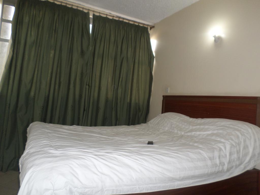 Karibu Hotel Nairobi Exteriör bild